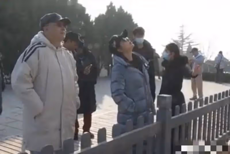 劉曉慶再訪陝西乾陵,像30多歲狀態很好,一生像武則天一樣精彩