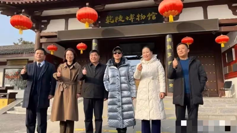 劉曉慶再訪陝西乾陵,像30多歲狀態很好,一生像武則天一樣精彩