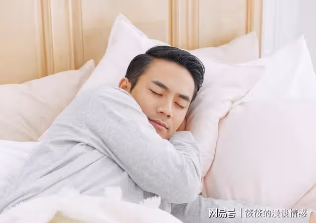 我幫助了老闆的情人,她把閨蜜介紹給我,成就了我的良緣