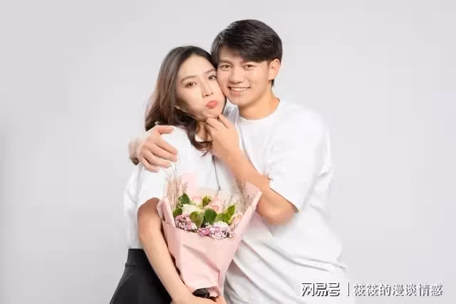 我幫助了老闆的情人,她把閨蜜介紹給我,成就了我的良緣
