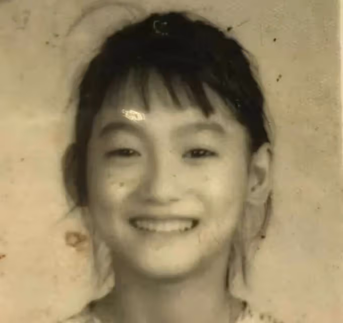 63歲惠英紅:3歲乞討,22歲成名,57歲再登影后,然而有一個男人,值得她苦等47年未婚