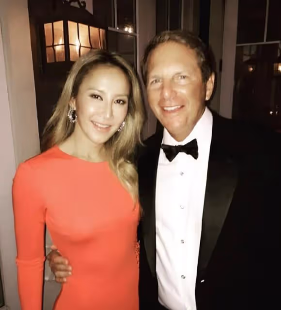 47歲李玫被港媒曝出婚變,分居半年體重降至80斤,老公曾多次出軌