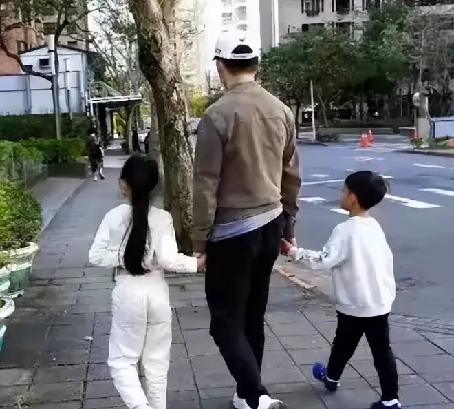 汪小菲兒女近況曝光：由北京保姆照顧，大S再度被罵不管子女