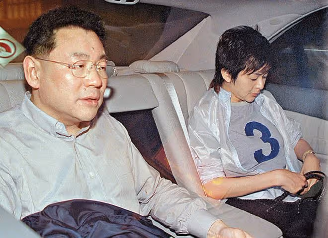 劉鑾雄否認高爾夫球事件,暗諷李嘉欣心機重,婚後還和他要名牌包