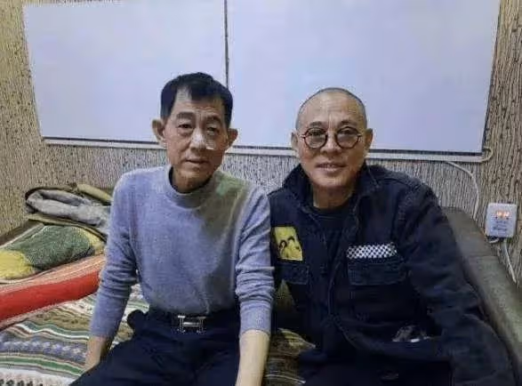 李連杰怒懟記者:10年前我就拿8000萬美金了,6000萬瞧不起誰呢?