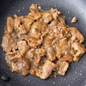 酸甜濃郁～超開胃🔥番茄滑蛋牛肉飯