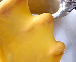 胡蘿蔔奶酪麵包