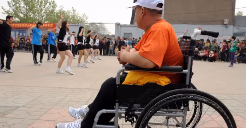 女兒離家，原因就是被逼給哥哥換妻，三年後丈夫勸自己接納