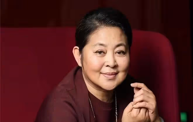 倪萍：三次婚姻，先天缺陷的兒子，將坎坷變成命運的饋贈