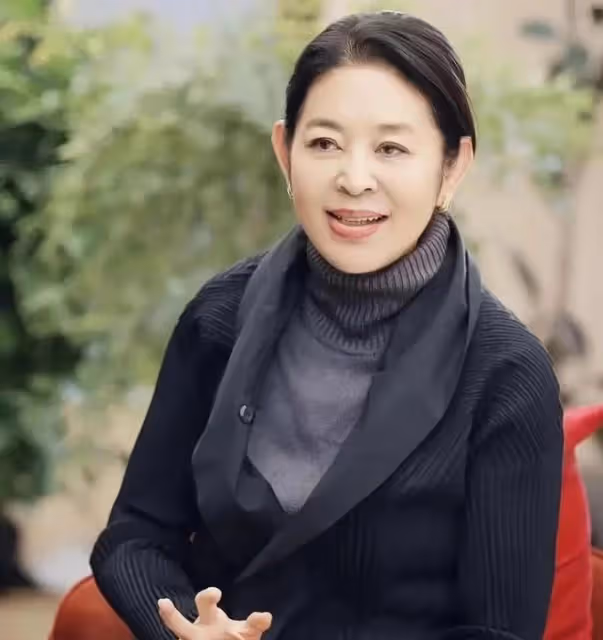倪萍：三次婚姻，先天缺陷的兒子，將坎坷變成命運的饋贈