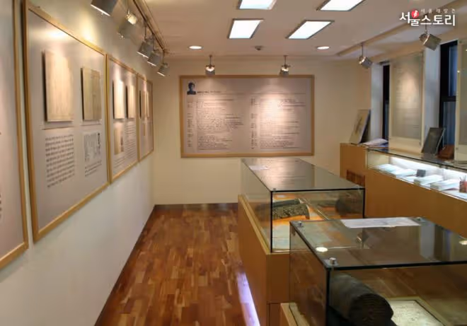 永遠充滿年輕活力的地方:韓國新村大學街
