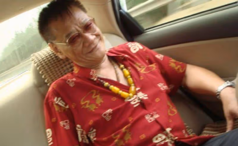 演員何家駒:3天輸掉千萬身家,臨終前只剩幾百塊,死後無人送終