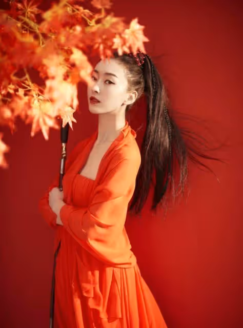 十大古裝美女，迪麗熱巴第四，趙麗穎僅排第三，第一實至名歸！