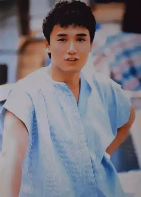 61歲三哥苗僑偉，與妻子戚美珍結婚29年，恩愛如初未曾鬧過緋聞