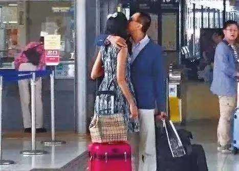 李澤楷近照：發福明顯不注意形象，對美女不感興趣，生活相當節約