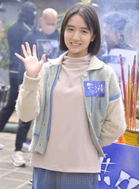 梁詠琪與郭富城首演夫妻！合影比男方高半頭，18歲星二代演其女兒