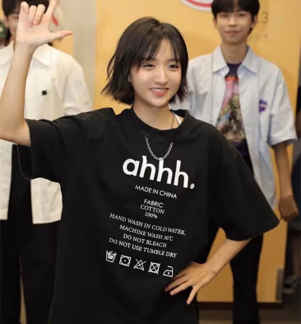 梁詠琪與郭富城首演夫妻！合影比男方高半頭，18歲星二代演其女兒