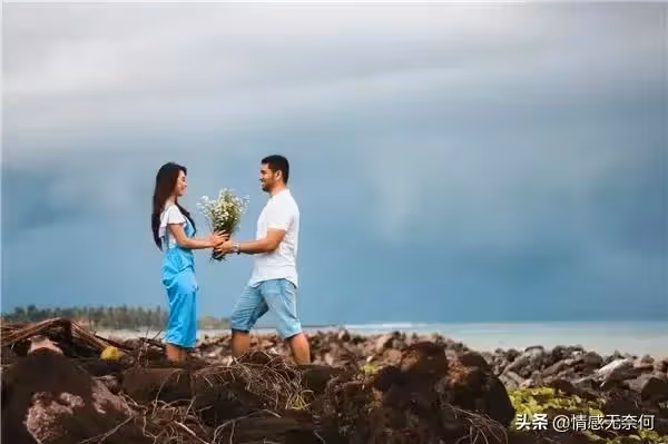 離婚兩年後前妻再婚,前夫懵了:她啥都不會怎麼還有人要?