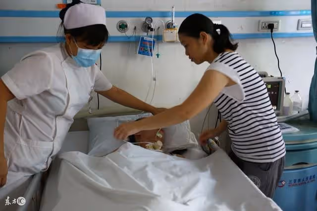 一千塊買個石頭回家遭媳婦罵，賣了才知道是報恩石，媳婦後悔莫及