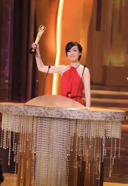 講明想奪視後！TVB知名女星為爭獎不介意賣身給公司，望十全十美