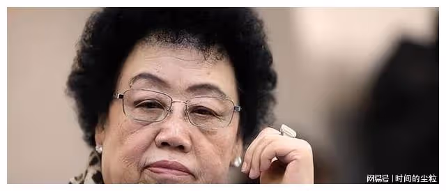 女富豪陳麗華77歲時立遺囑：兒女各100億，餘下歸老公「唐僧」！