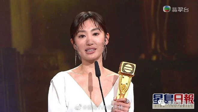 TVB小花自覺入行15年行得慢!慶幸每個階段都有代表作