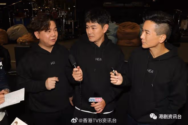 黃翠如為蕭正楠開金口唱歌!區永權曬腹肌與細仔夾BAND