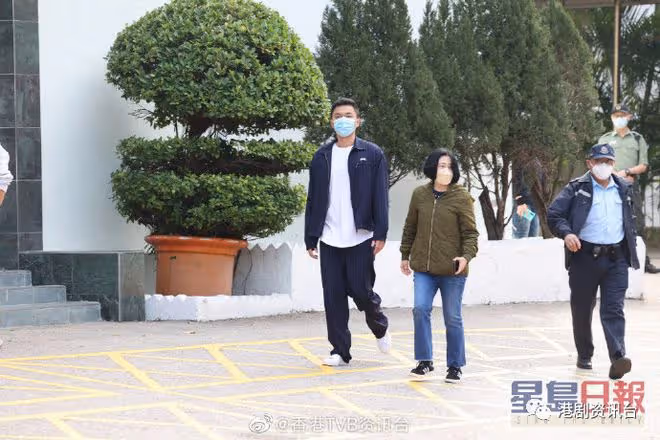 TVB男星今日出獄後拍片認錯!兩度鞠躬道歉痛哭流涕