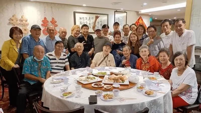 與唐琥、段偉明等本地資深藝人聚會　金銀姬：既開心又傷感