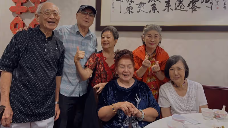 與唐琥、段偉明等本地資深藝人聚會　金銀姬：既開心又傷感