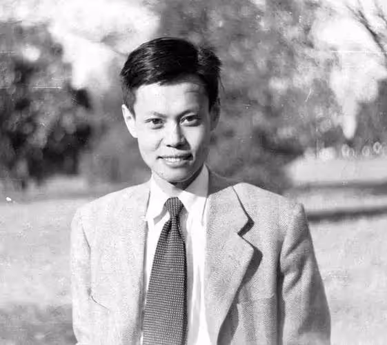 楊振寧：101歲很蒼老卻強打精神，自覺時日不多希望翁帆繼續幸福