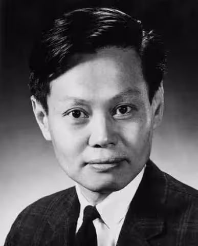 楊振寧：101歲很蒼老卻強打精神，自覺時日不多希望翁帆繼續幸福