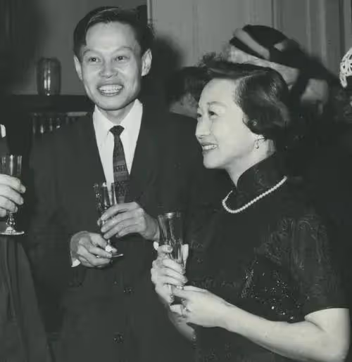 楊振寧:101歲很蒼老卻強打精神,自覺時日不多希望翁帆繼續幸福