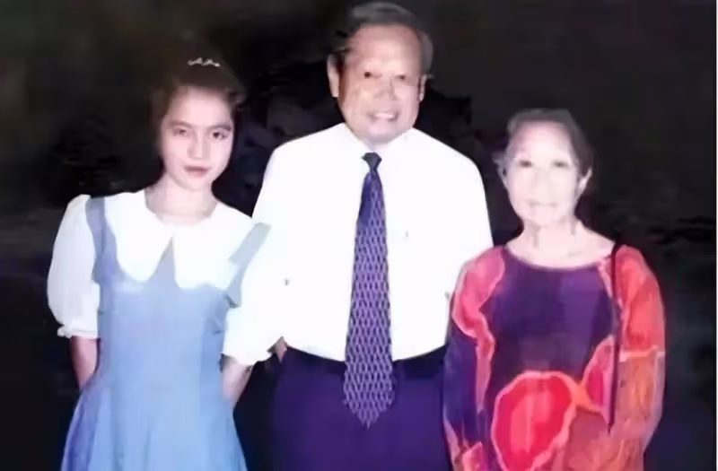 楊振寧:101歲很蒼老卻強打精神,自覺時日不多希望翁帆繼續幸福