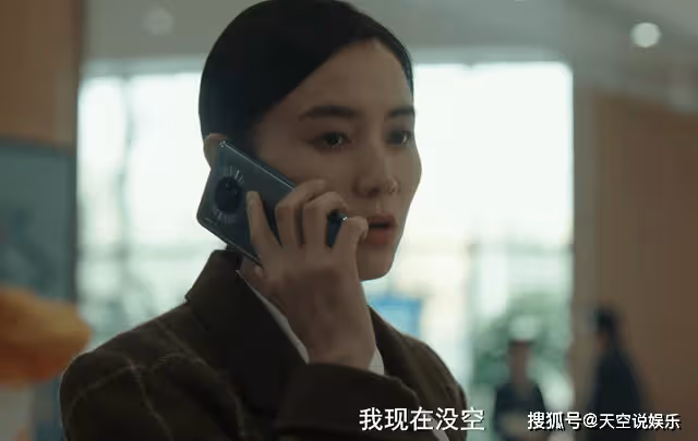 《縱有疾風起》給弟弟換褲子時的難堪,扯破了爍冰光鮮亮麗的偽裝