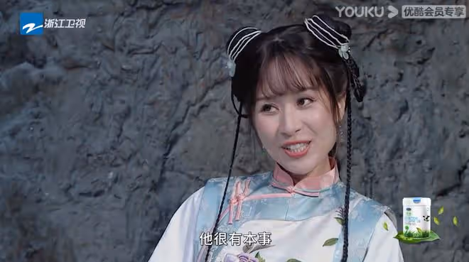 98版《鹿鼎記》四美重聚,梁小冰爆陳小春人品:害羞,現場改吻戲