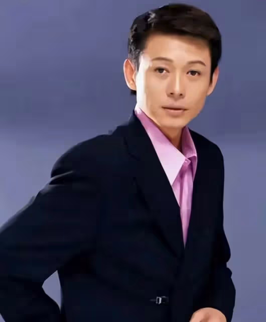 央視春晚消失的主持人：程前曹穎轉型成演員，李小萌直播帶貨