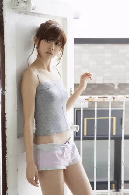 朝比奈彩的美圖初次見面鑑賞