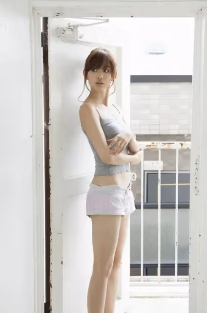 朝比奈彩的美圖初次見面鑑賞