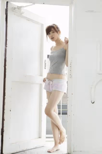 朝比奈彩的美圖初次見面鑑賞