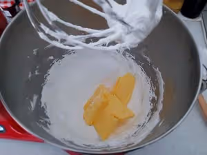 瑞士奶油夾心麵包
