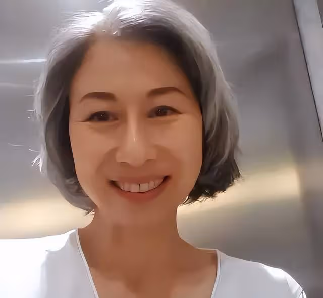 李玟被曝婚變後,葉倩文曾用一句話評價她,網友:講的很對