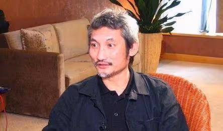 趙文卓為何萬年不紅？當年張國榮評價他的那句話，真是一針見血！