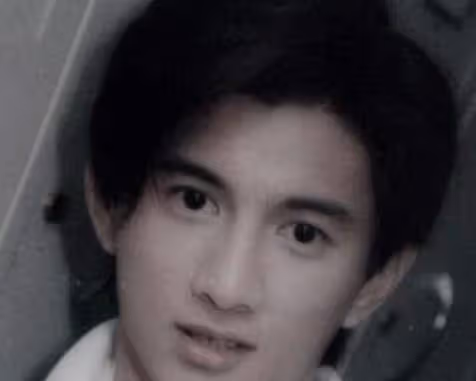 曾7天7夜只睡1小時,替父還債12年,二婚娶小16歲嬌妻成贏家