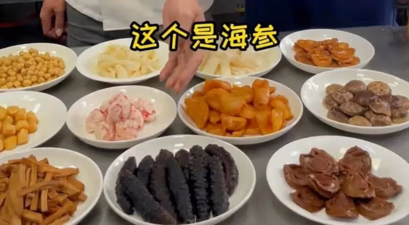 50歲高亞麟現身潮汕!海參螃蟹皮皮蝦一頓狂吃,肥頭大耳體格超大