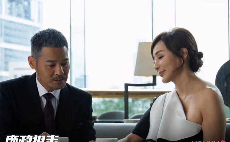 把色賄說成時尚婚姻，卓廷光夫婦沒臉沒皮，黃智賢奉獻視帝級表演