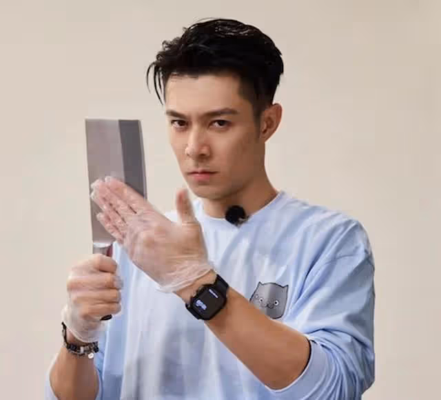 疑約滿離巢！香港知名男星已被公司正式除名，集中內地發展成績佳