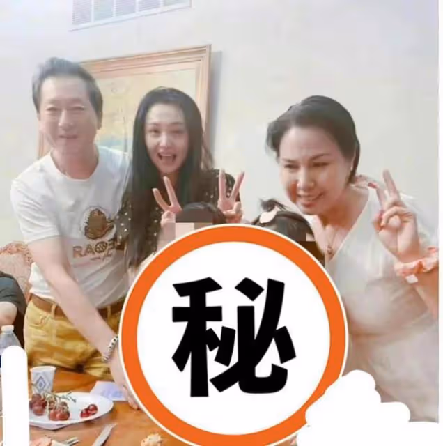 又曬合照，又曬喂飯視頻，鄭成華為幫女兒鄭爽「翻身」，不遺餘力