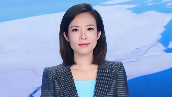 央視主持寶曉峰：從內蒙古走出的美女主播，44歲單身未婚