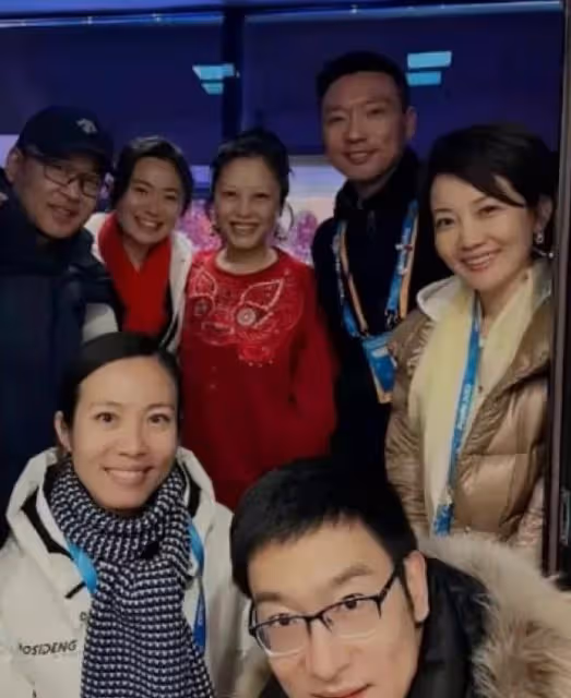 央視主持寶曉峰：從內蒙古走出的美女主播，44歲單身未婚